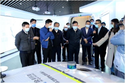 佛山市市长朱伟率队视察指导尊龙凯时环境复工抗疫工作，多款环卫消毒设备助力全国抗疫获赞！